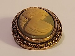 PERI Cameo Brooch Pin Vtg Signed Gold Toned Pendant Girl Woman w/Ponytail