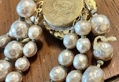 MIRIAM HASKELL Vtg Faux Baroque Graduated 2 str Gray Pearl Necklace & Bracelet