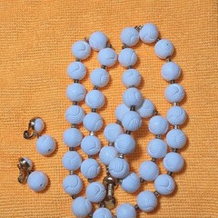 White Round Plastic Bead Necklace & Clip-On Earrings Jewelry Set for Women