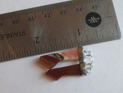 LOT 2 VINTAGE GENUINE CARVED AGATE CARNELIAN FIGA FIST HAND PENDANT CHARM SILVER
