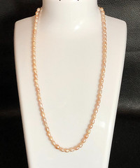 Vintage Blush Pink Genuine Cultured Pearl Strand Necklace Natural Color 16″ P20