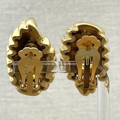 Women ‘s Gold Tone Sea Shell Shape Clip-on Earrings Gift For Her Jewelry