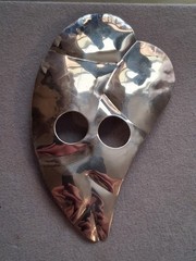 Abstract mask design large brooch silvertone, asymmetrical, VTG,…