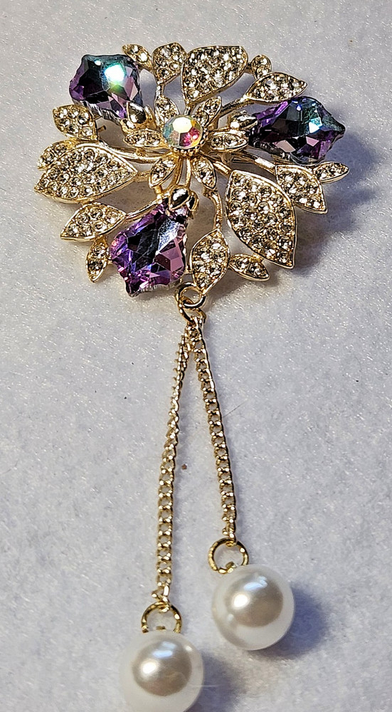 Vintage Style AB Crystal Floral Brooch Gold Tone C-Clasp Tassel Faux Pearl drop