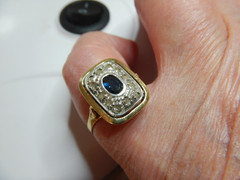 VINTAGE 18ct GOLD DRESS RING SET WITH A BLUE SAPPHIRE AND ROSE CUT DIAMONDS 4080