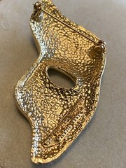VTG 1980s Signed 1989 PHANTOM PIN/BROOCH – COSTUME JEWELRY