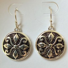 Y2K Vintage Bali Silver Tone Round Filigree Dangle Earrings 1-1/8″ Nickel Free