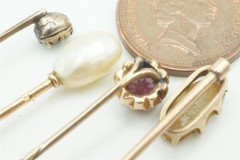 4 ANTIQUE VICTORIAN / GEORGIAN ENGLISH GOLD & GEMSTONE STICKPINS NATURAL PEARL