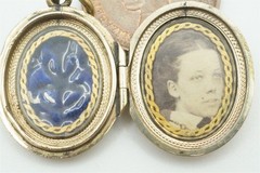 ANTIQUE ENGLISH 9K GOLD BACK & FRONT ENAMEL LOCKET PENDANT c1880