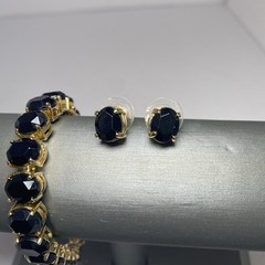 Vintage Jewelry Set black faceted ovals in goldtone Bracelet 7” & post Earrings