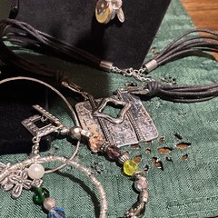 Jewelry Fashion lot Eclectic Silver Tone Vtg Modern Necklaces Bracelets Bulk