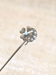 ATQ Gilt 4 Leaf Clover Crescent Moon Stick Pin Paste Moonstone Seed Pearl 2.3″