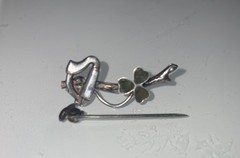 Antique Shamrock Brooch/Pin with Agate Leaves