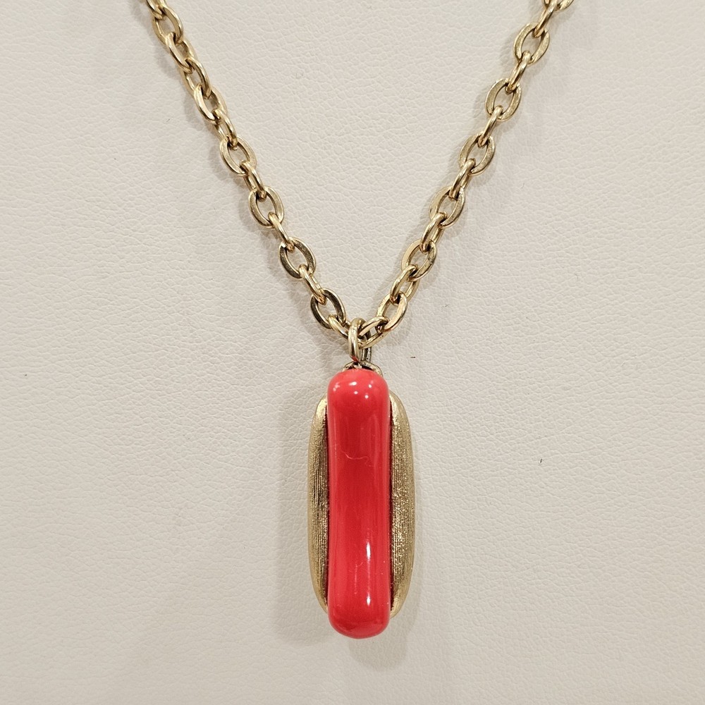 Vintage AVON 1975 Put On The Dog HOT DOG in Bun Pendant Charm Chain Necklace