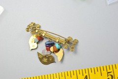 Vintage Brooch studio Bird dangle agate chip boho Birder birds T5