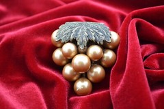 Antique White Wine Grape Cluster Dress Clip Fur Clip Pin Stenciled Back & Leaves
