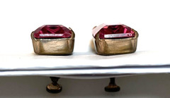 PR VTG LARGE EMERALD CUT BOLD FUCHSIA OR PINK RHINESTONE SCREW BACK EARRINGS