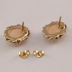Vintage 14k Coral Stud Earrings. 1/2″x5/8″/ Weight 6.4 Grams. 10x 12 mm Coral.