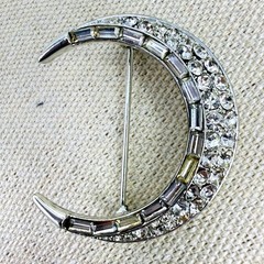 Lisner Vintage Crescent Moon Brooch Silver Tone Baguette Round Clear Rhinestone
