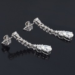 Stylish Rare 4.00 Ct Certified Diamond Dangler Earrings, Free Diamond Studs