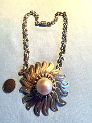 TAXCO MEXICO LPV VTG STERLING SUNFLOWER MABE PEARL BOLD STATEMENT NECKLACE 123g