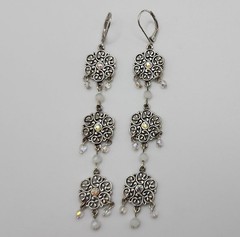 N A Clear Rhinestone & Bead Silver Tone Floral Dangle Earrings