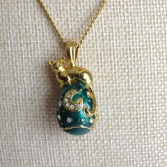 Vintage Edgar Berebi “Golden Cat on the Moon” Enamel Egg Pendant Necklace