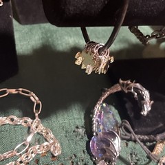 Jewelry Fashion lot Eclectic Silver Tone Vtg Modern Necklaces Bracelets Bulk