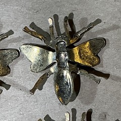 Group Of 8 Vintage Gold Finished Wasp/Bee Jewelry Pieces As Is INV-AT08