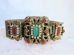 Antiqu Victorian Brass Mesh Faux Emerald Faux Carnelian Bracelet Intricate Clasp