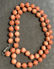 Vintage 50’s-60’s Hong Kong Mqrbled Orange Salmon Color Bead Necklace 28 Inches