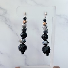 Vintage Screw Back Earrings 2.25″ Very Long Black & Other Colors Dangle