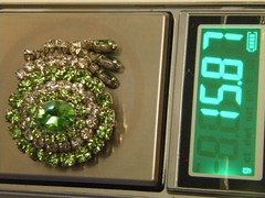 Beautiful Czech Jewelry Brooch Czechoslovakia Vintage Jablonex 282