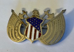 VINTAGE UNIQUE UNITED STATES CREST KNIGHTS SILVER ENAMEL BROOCH PINBACK