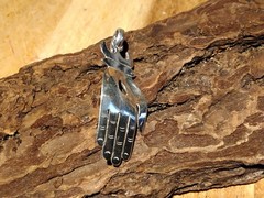 Beautiful Vintage Sterling Silver Amber Hamsa Hand Pendant