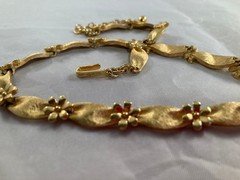 Vintage Crown Trifari Birthday necklace brushed gold tone ribbon flower 16″