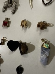 Vintage Necklace PENDANT LOT Various (20 Pieces) A+