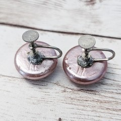 Vintage Screw On Earrings Pink Pearlescent – Poor Condition