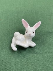 Beachstone Vintage Ceramic Bunny Rabbit Brooch White Unisex Adults *Repaired Ear
