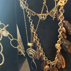 Jewelry lot Gold Tone Estate Finds Vtg To Now Necklaces Chains Bracelets Fashion