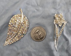 Vintage Tree Leaf Reflective Rainbow Colors Chest Pin for all Occasions.