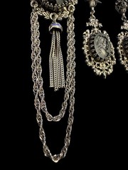 Vintage Intaglio Pendant Pin & Earring Set Silver Tone Carved Hematite Like W8