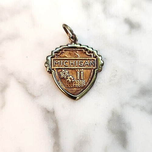 MICHIGAN Vintage 1 inch Metal Pendant can be worn on any occasion