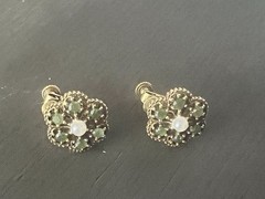 Lovely Vintage Goldette Faux Jade & Pearl Bracelet Earrings Ring Set