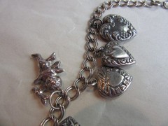 Vintage double link chain necklace with 22 heart, love themed charms 61.8 grams
