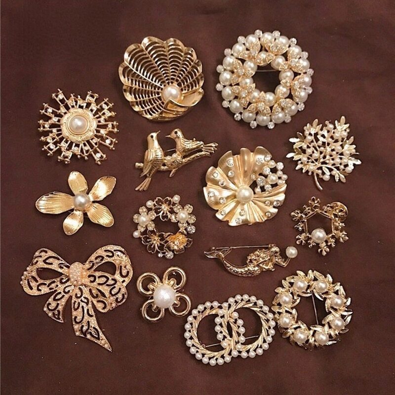 Vintage Pearl Brooch Pin Badge Brooch Jewelry Women Party Corsage Accessories