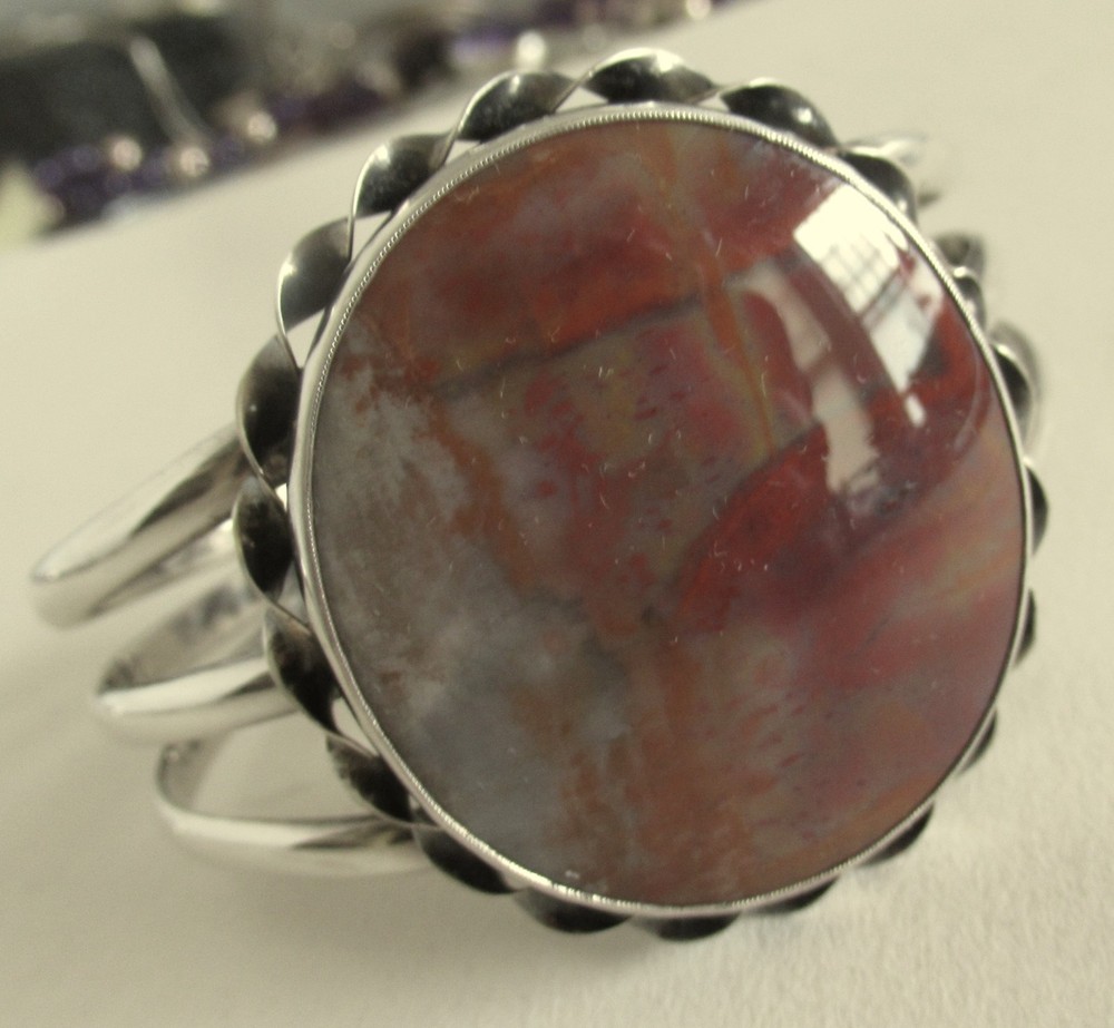 UNISEX HEAVY WIDE NAVAJO STERLING CUFF BRACELET w PETRIFIED WOOD, 51GR, 7 INCHES