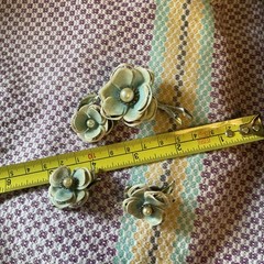 Vintage 3D Flower Brooch & Matching Earrings