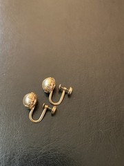Vintage BDA 10K Yellow Gold and Faux Pearl Stud Earrings Screw Back