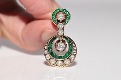 Vintage Circa 1970s 18k Gold Natural Rose Cut Diamond And Emerald Drop Earring